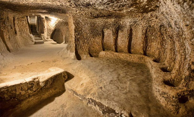 Foto: La milenaria urbe tiene al menos siete kilómetros de túneles, lugares de culto y galerías de escape / latercera.com