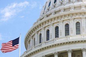 El Senado de EEUU autoriza al Gobierno a superar el límite de endeudamiento