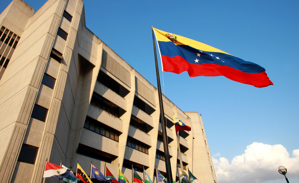 Equipo de Capriles recusa a siete magistrados de la Sala Constitucional del TSJ