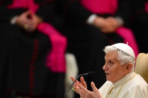 Un papa y un expapa cohabitarán en el Vaticano creando una situación inédita
