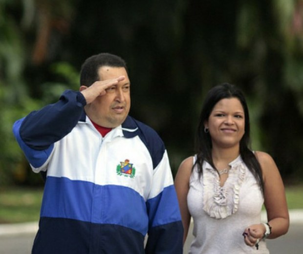Hija de Chávez supervisó construcción de capilla en Hospital Militar