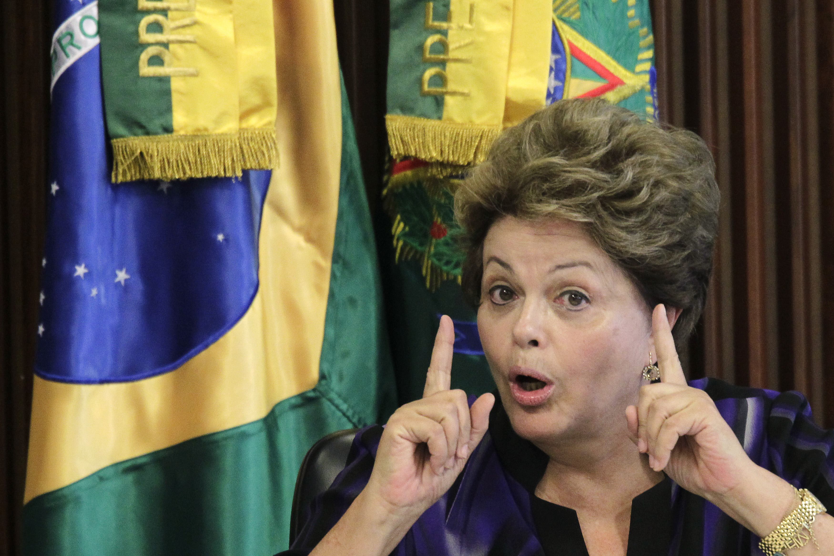 Rousseff asegura que las finanzas brasileñas están bajo control