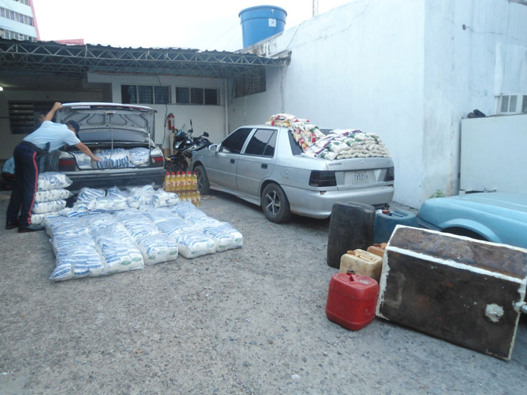2,5 toneladas de alimentos y 200 litros de gasolina incautados en frontera con Colombia