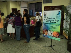 Realizan jornada de expedición de permisos de viajes para menores en Maracaibo