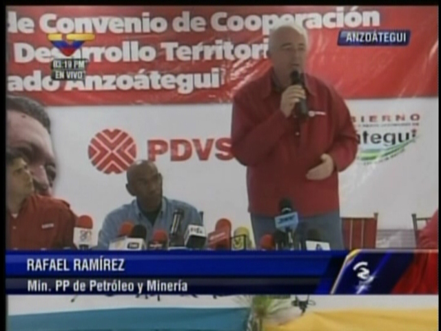 Gobernación de Anzoátegui y Pdvsa firman convenios para el desarrollo de viviendas