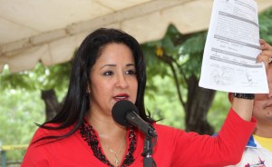 Gobernadora de Falcón solicitará allanamiento de inmunidad de diputada María Corina Machado