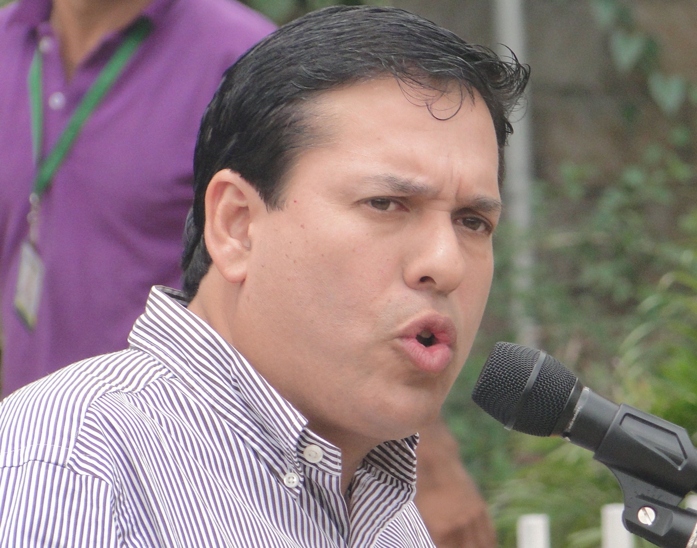Abelardo Díaz: Ministro de la Defensa pisotea la dignidad de la Fanb