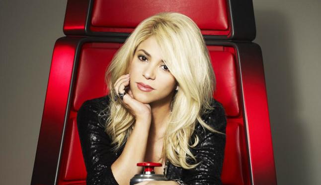Shakira desata los celos de la esposa de Blake Shelton