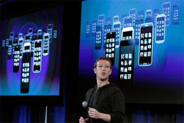 Facebook apuesta al teléfono inteligente con nueva interfaz para Android