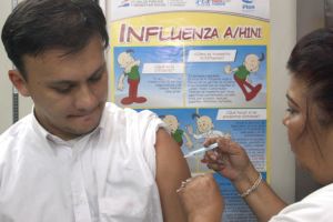 Piden investigar vencimiento de vacunas contra AH1N1