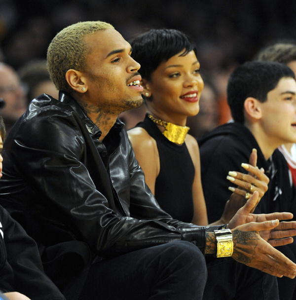 Chris Brown termina de nuevo con Rihanna
