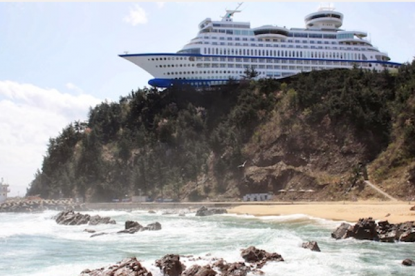 Ok, hicieron hotelazo en la montaña con un transatlántico #lodeseo (FOTOS)