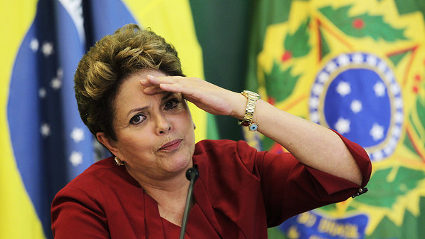 Sin insultar a nadie, incluyendo a todos: Dilma propone gran pacto para mejorar servicios públicos