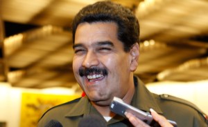 Maduro quiere que seamos potencia en metras, trompo y perinola (míralo volando papagayo)