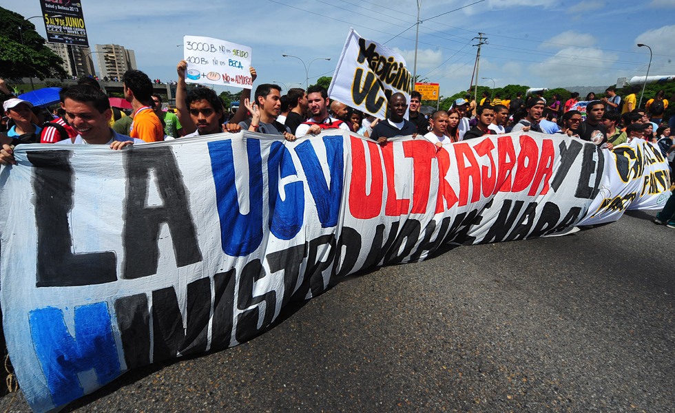 Iglesia insta al diálogo para resolver paro universitario (Comunicado)