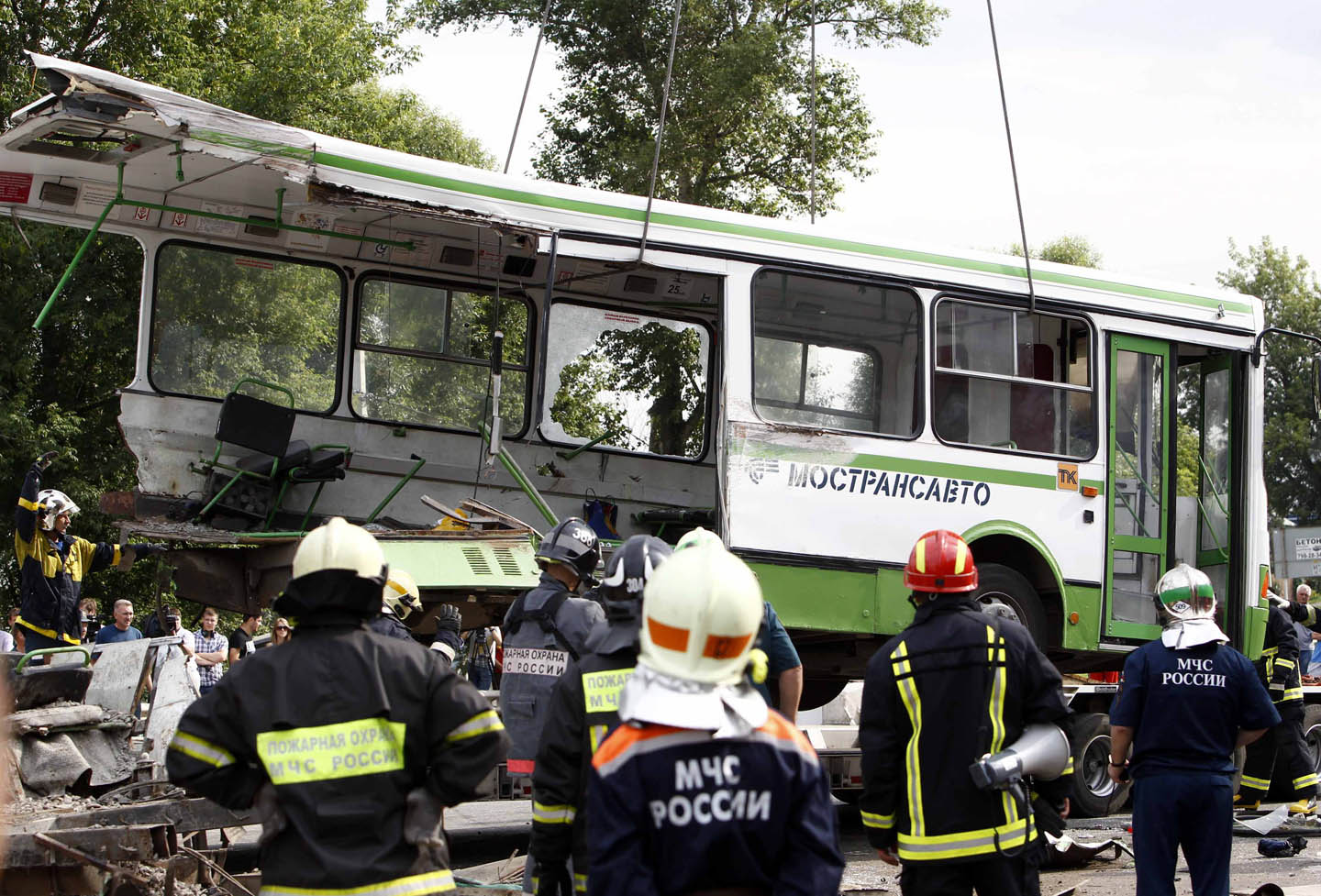 Capturan la impactante colisión cerca de Moscú que deja al menos 18 muertos (FOTOS + VIDEO)