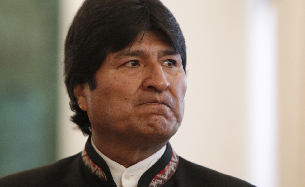 Evo Morales envía condolencias a Maradona por muerte de su padre