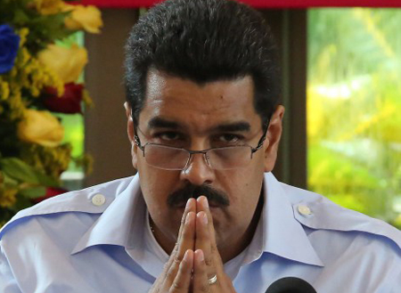 Maduro regresó de China