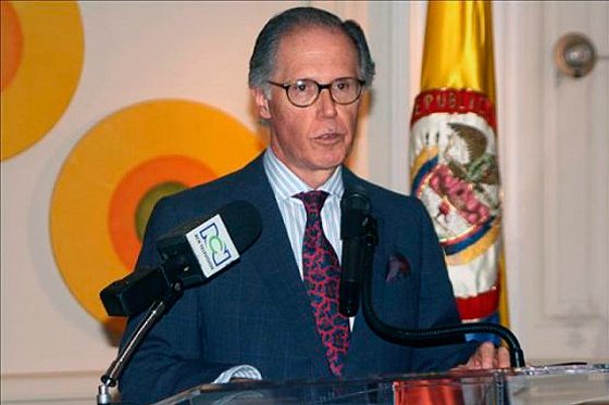 Renunció el embajador de Colombia en Estados Unidos por escándalo