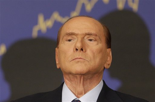 Suspenso en Italia por veredicto clave para la carrera política de Berlusconi