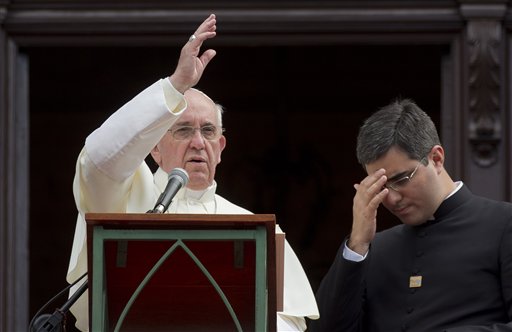 El Papa dice que los católicos no pueden desinteresarse de la política