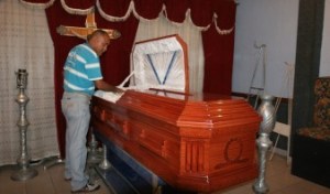 Servicios funerarios oscilan entre cinco y 30 mil bolívares