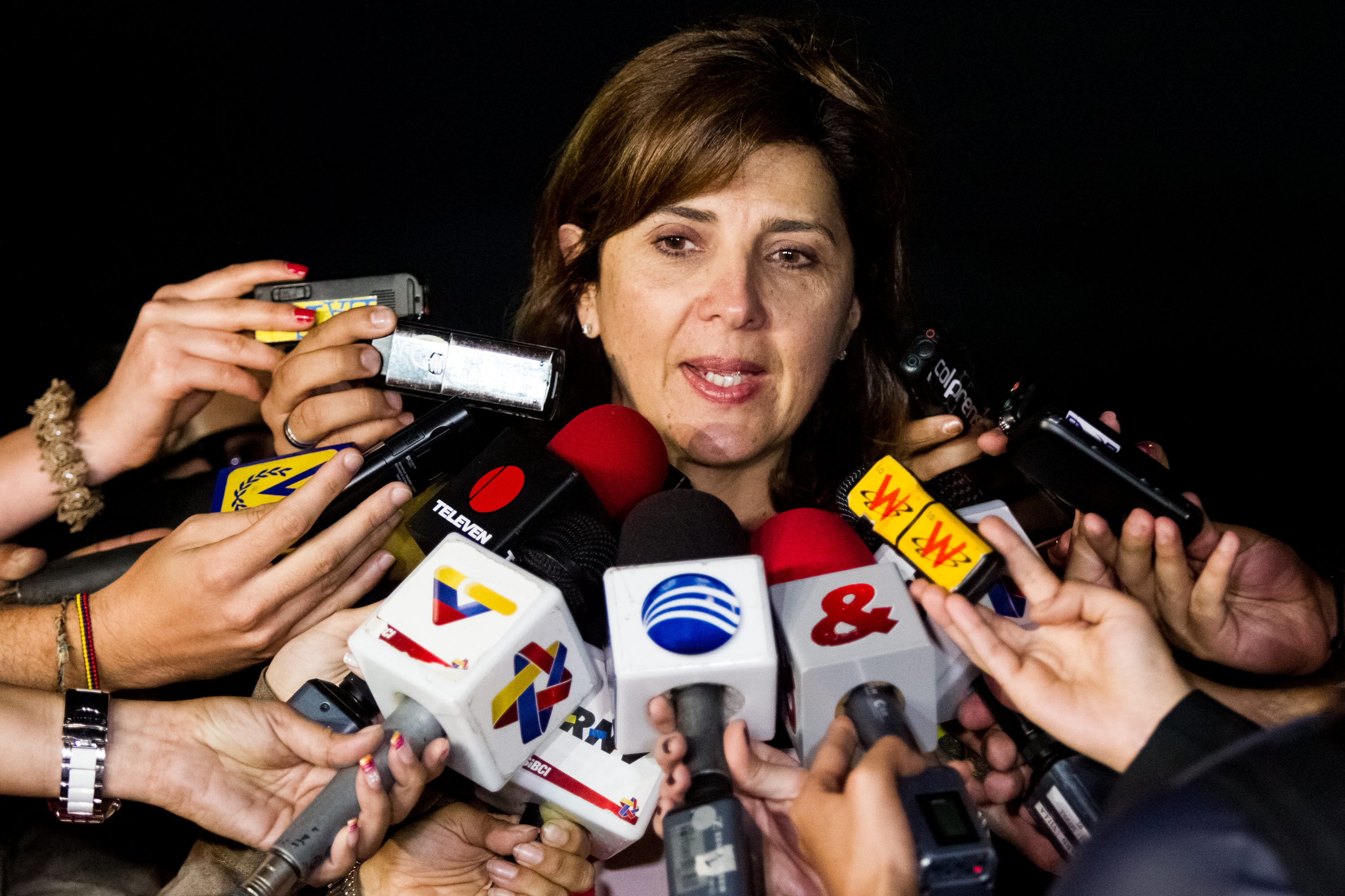 Holguín pide a Venezuela aclarar si la GNB cruzó la frontera