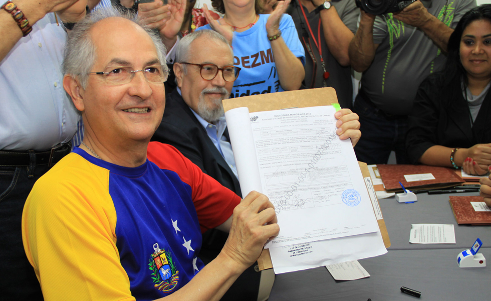 Ledezma inscribe candidatura para seguir luchando por Caracas