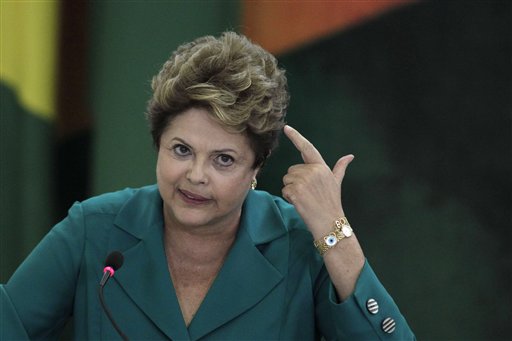 Dilma Rousseff pierde seis puntos en encuesta electoral