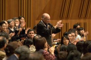 José Antonio Abreu recibe el Premio Especial Cultura de Paz en Japón