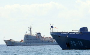 Cinco estadounidenses detenidos en buque Teknik Perdana