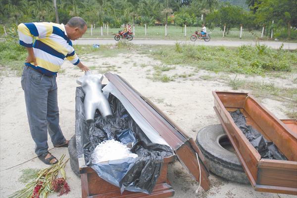 Hallan misteriosos ataúdes en Puerto Cabello (Foto)