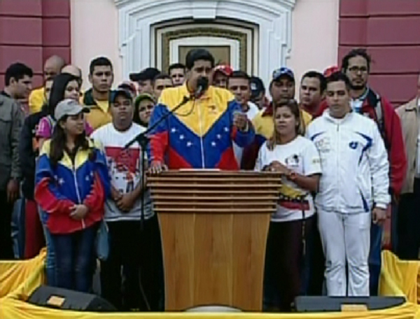 Maduro: La MUD quiere incendiar el país para que yo detenga las inspecciones