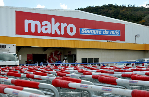 Makro redujo voluntariamente los precios