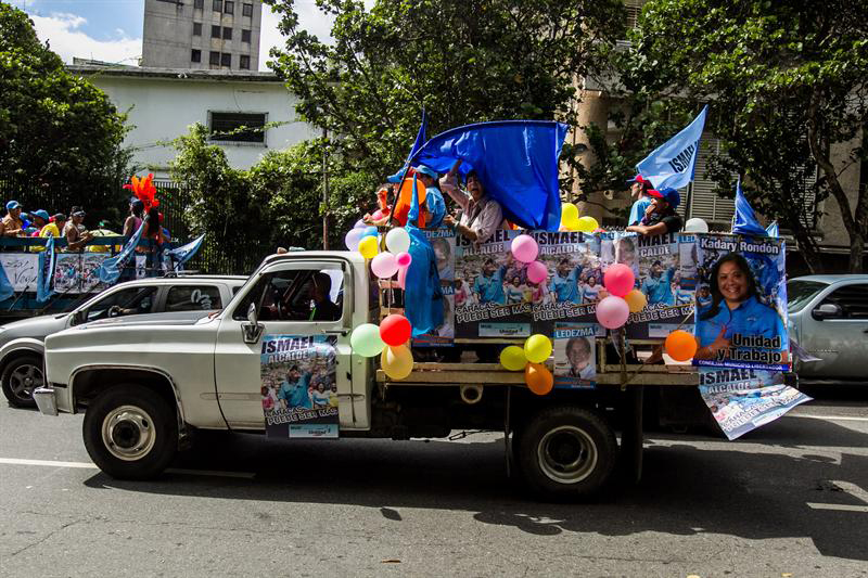 Oposición venezolana llega a las elecciones con desgaste y mucho en juego