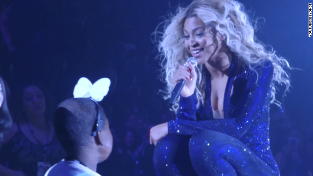 Niña con enfermedad terminal canta junto a Beyoncé en un concierto (Video)