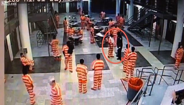 TERRIBLE: Guardia de prisión es detenido tras propinar la muerte de un recluso (Video no apto para suceptibles)