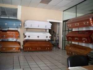 Fijan multas de hasta 500 UT a funerarias que incumplan nueva ley
