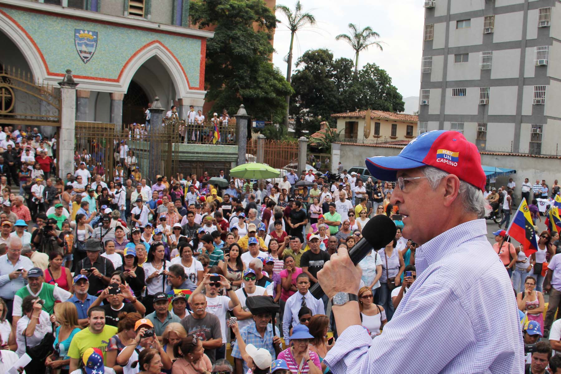 Ledezma: Maduro tiroteó el diálogo