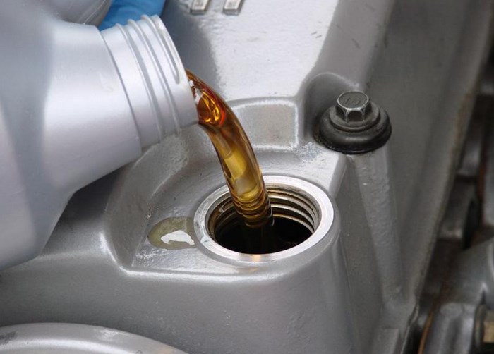 Según ministro de Petróleo, producción de lubricantes se ubica 25% por encima de la demanda