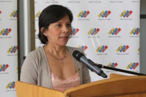 Sandra Oblitas: Feria y campaña electoral comenzarán el 23 de noviembre