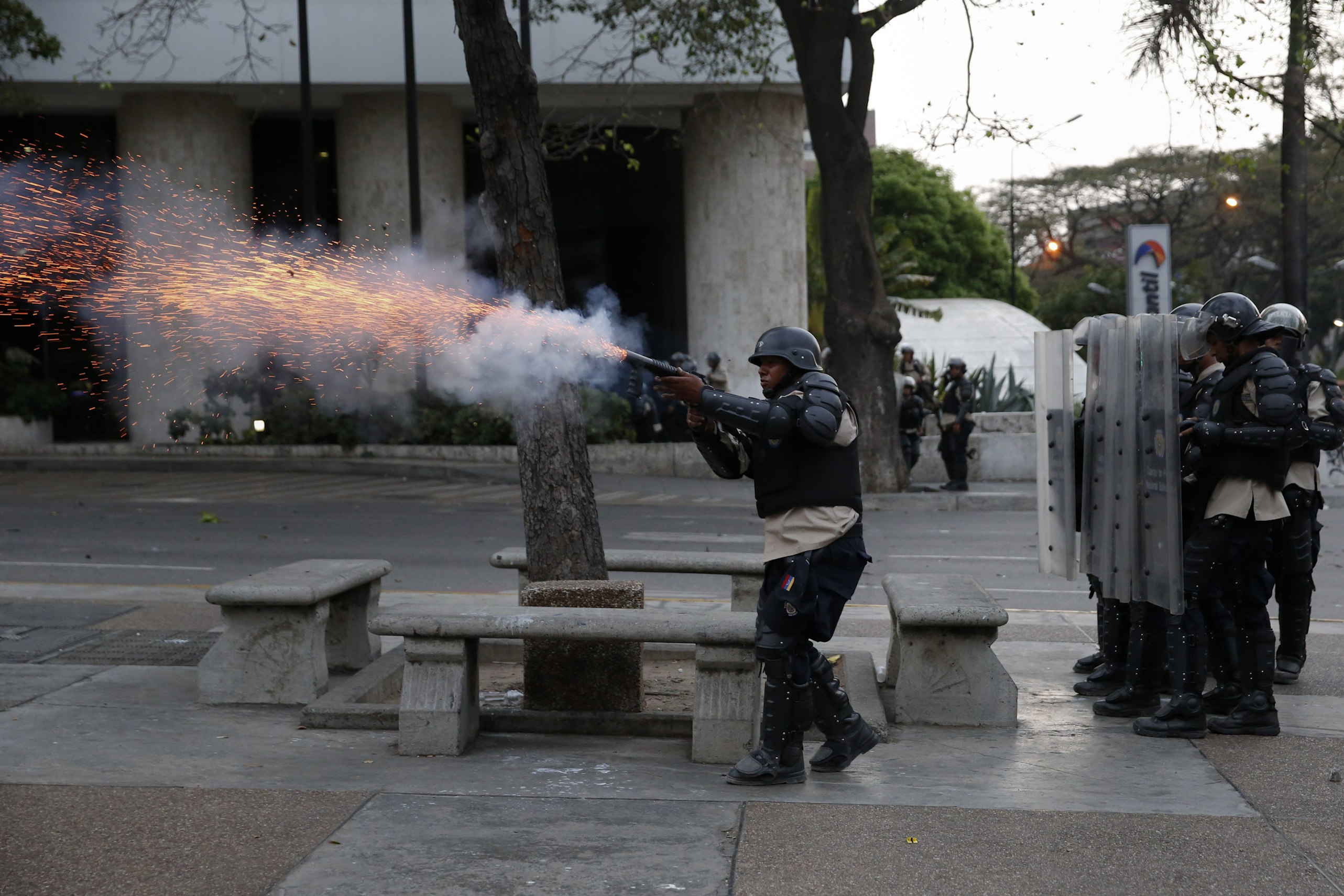 Represión aumenta contra estudiantes en Altamira: Al menos 15 detenidos