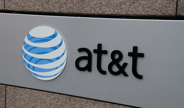 AT&T presenta opacos resultados tras compra de Time Warner