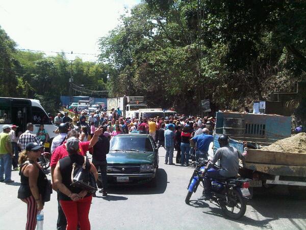 Comerciantes de San Pedro de los Altos manifiestan contra la inseguridad #23M