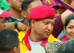 Y en plena marcha oficialista… ¿Chávez, eres tú? (Video)