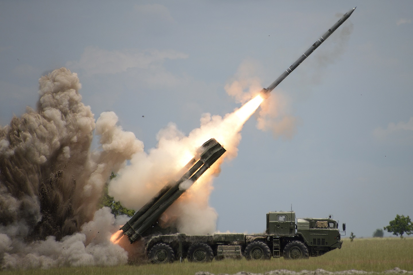 ¿Será que el nuevo misil ruso de las FANB podrá atinarle a la inflación? (foto en acción)