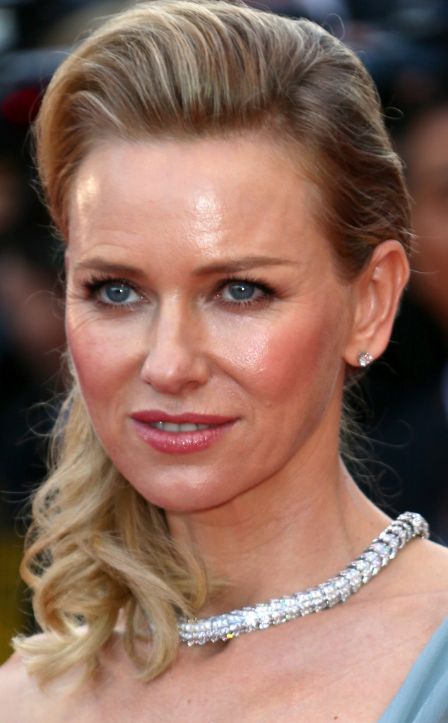 Mira la grasienta cara de esta actriz en Cannes (Foto)