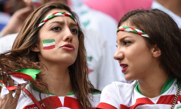 Iraníes animan a su selección en el Arena Fonte Nova (Fotos)