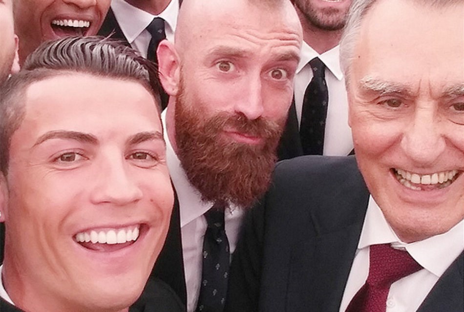 Cristiano Ronaldo y el presidente de Portugal protagonizan una selfie