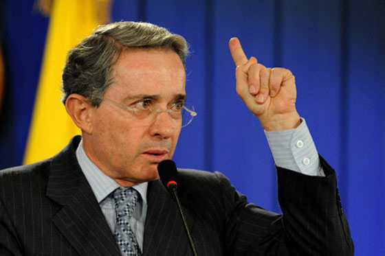 Alvaro Uribe fija posición sobre el secuestro del General Alzate